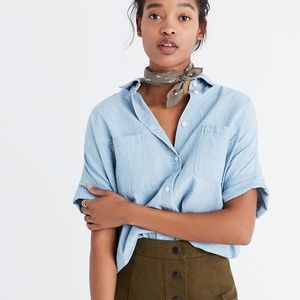 Madewell | Chambray Courier Shirt in Buckley Wash